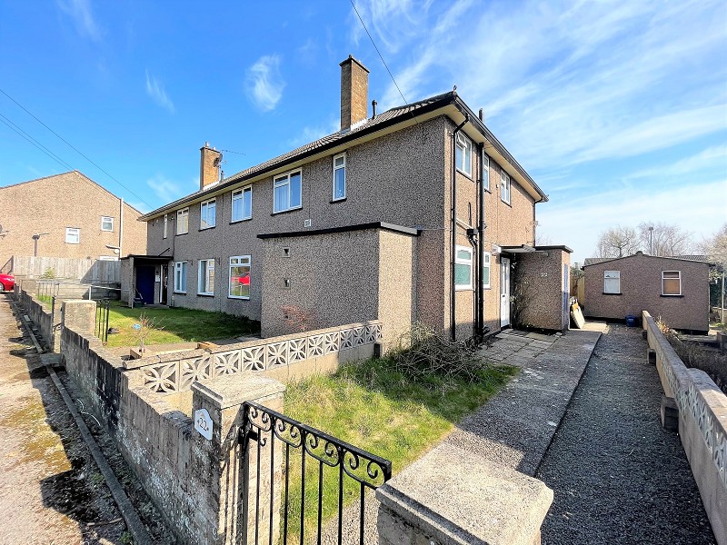 Property Davis and Sons Estate AgentsDavis and Sons Estate Agents